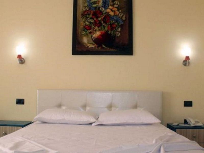 Aurelis Hotel Bërxull